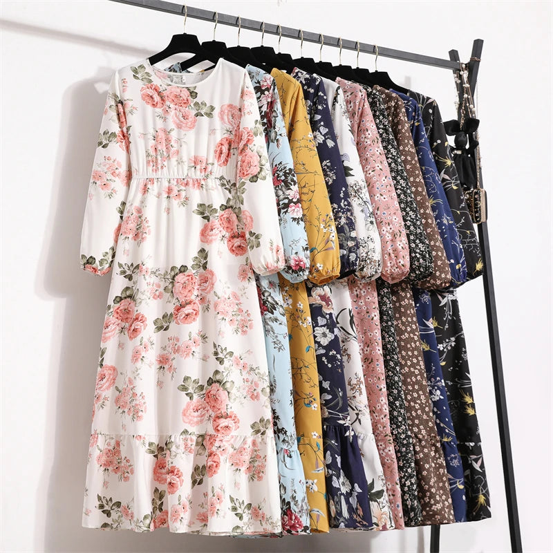 Lova™ | Midnattsblå med Höstblom - Boho klänning