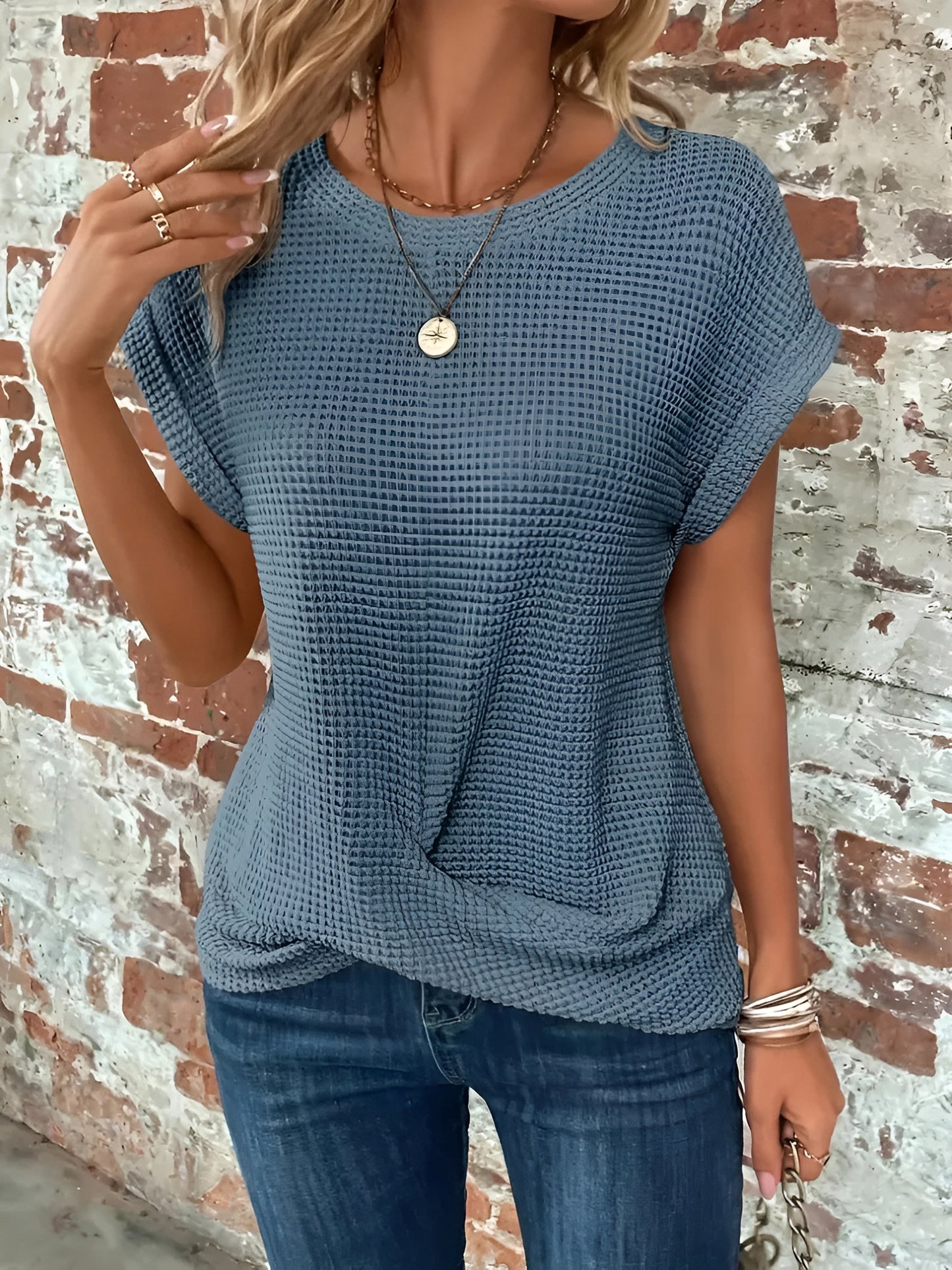 Anette™ | Tidlös blus med subtil elegans