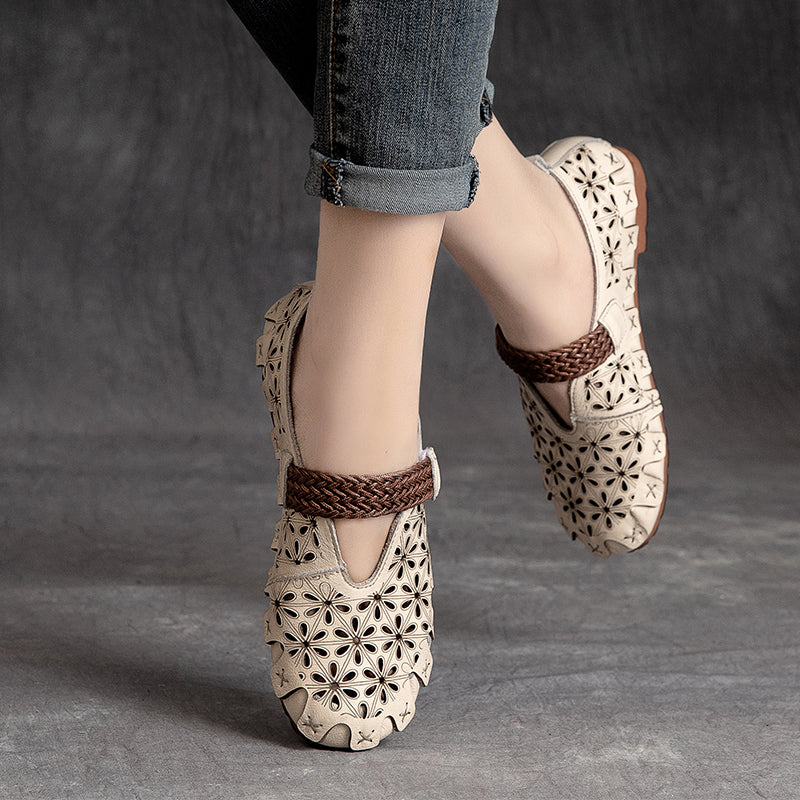 Ellen™ | Handgjorda Mary Janes i Naturläder med Blommiga Detaljer